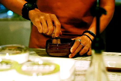 hands mixing
